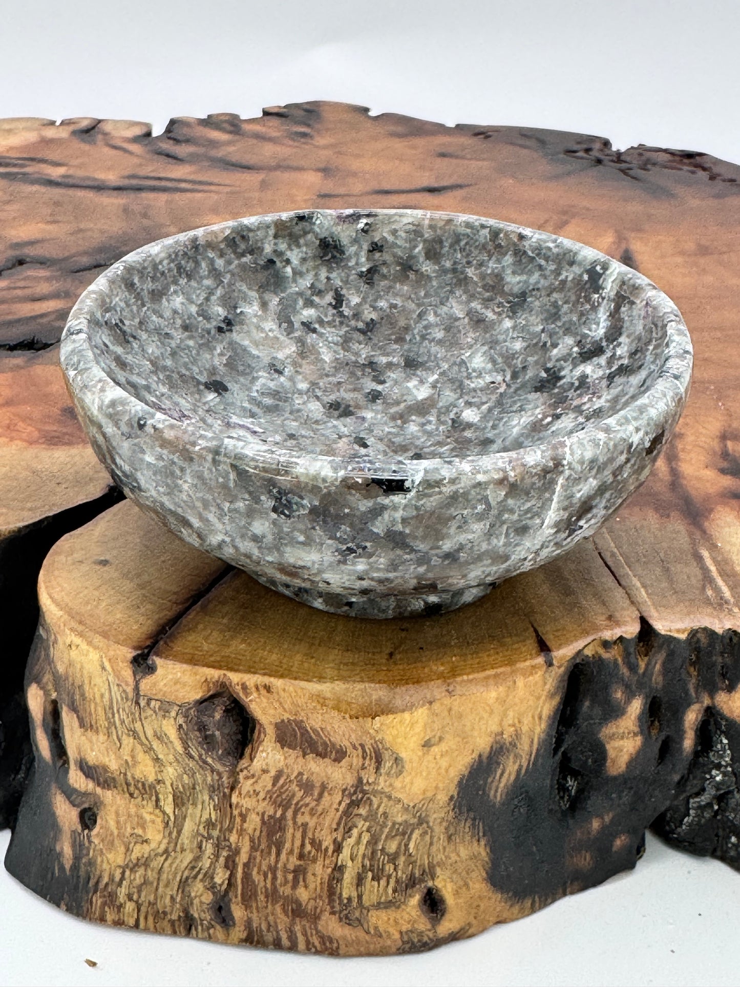 Yooperlite Bowl UV Reactive