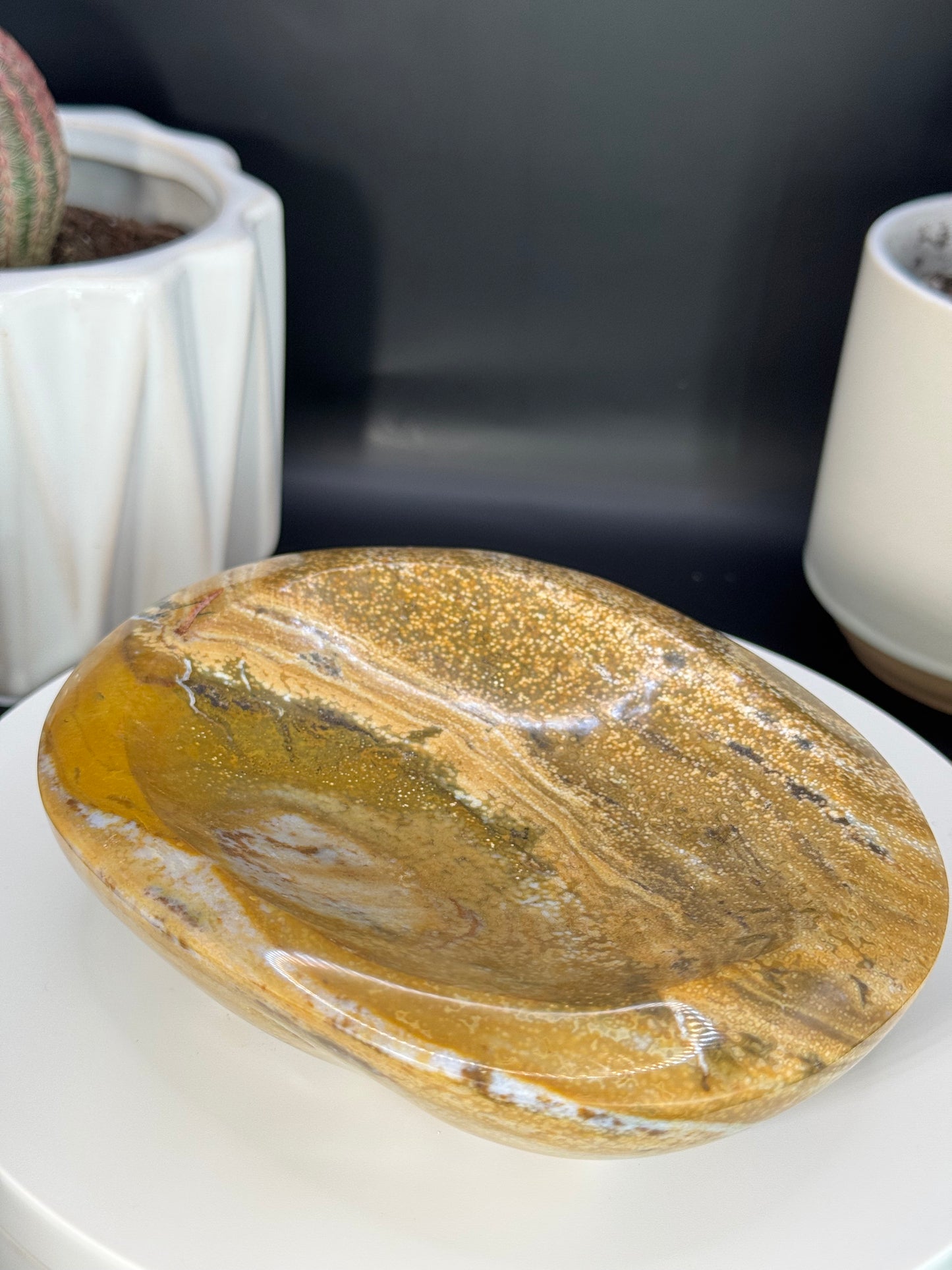 Jasper Bowl (Madagascar)