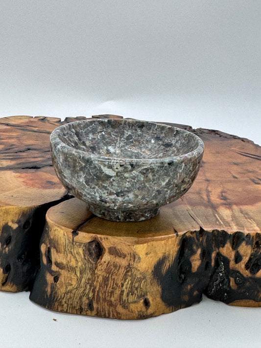 Yooperlite  Bowl UV Reactive