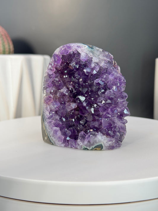 Amethyst Cut Base